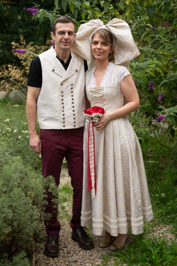Rockhausen, la robe de mariée par Geht's In – Image 4