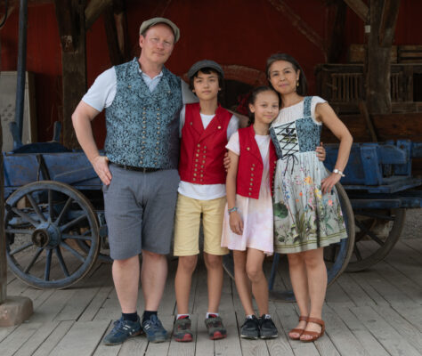 prêt à porter 100% fabriqué en Alsace inspiré par le folklore.