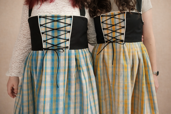 corselet ElsassRock en kelsch jaune robe alsacienne moderne