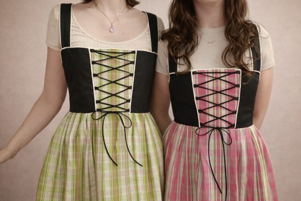 robe alsacienne moderne en kelsch vert et rose